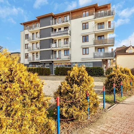 Apartament Na Deptaku by Renters Apartment Miedzyzdroje Bagian luar foto