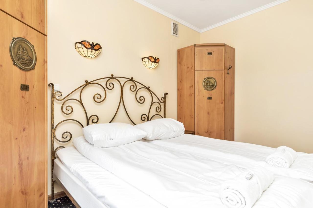 Apartament Na Deptaku by Renters Apartment Miedzyzdroje Bagian luar foto