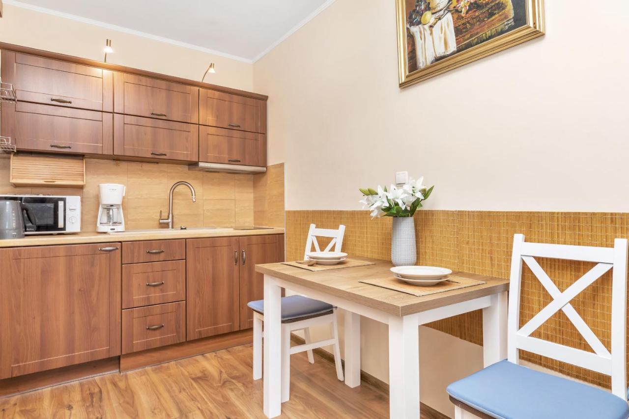 Apartament Na Deptaku by Renters Apartment Miedzyzdroje Bagian luar foto